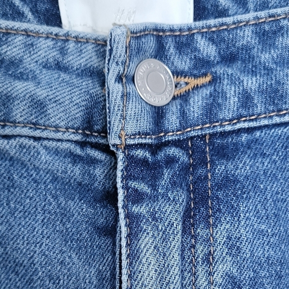 H&M Blue Relaxed Straight-Leg Stretch Ankle Jeans - Picture 2 of 10